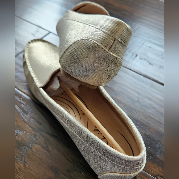 LifeStride Womens Traveler Platino Beige Loafers Size  11 W. New with box. - Picture 11 of 16